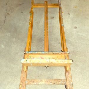 Extendable Easel Stand